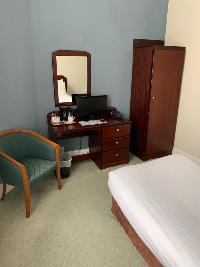 Royal Esplanade Hotel Ryde  Eksteriør billede